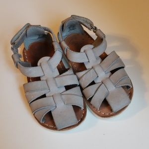 Zara baby sandals.. UNISEX